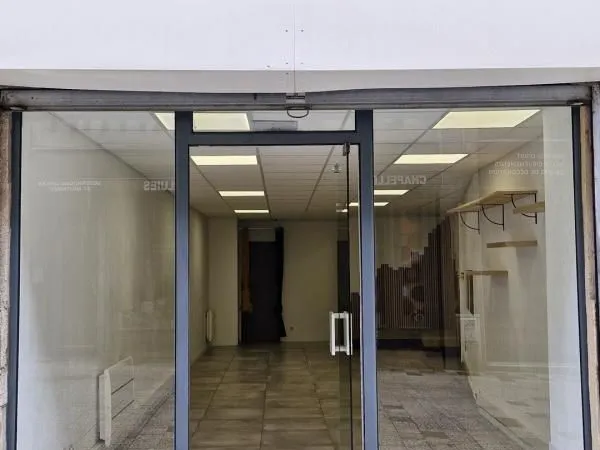 Local informatique 43 m²