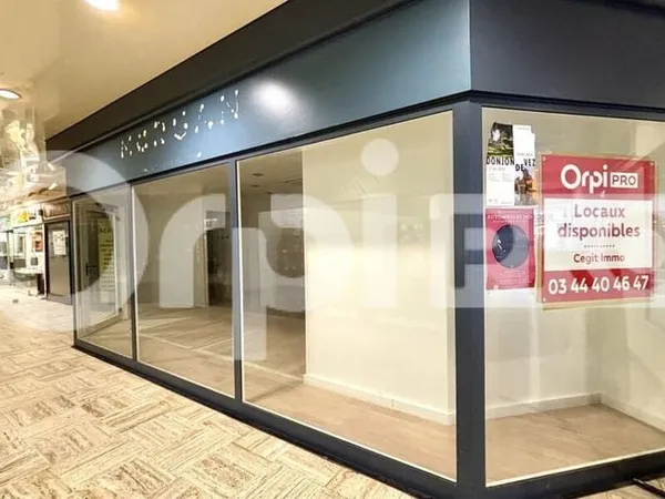 Local commercial 48 m²