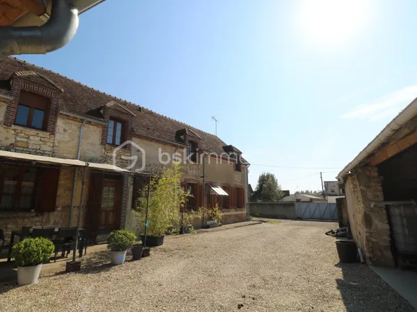 Maison 8 pièces 200 m²