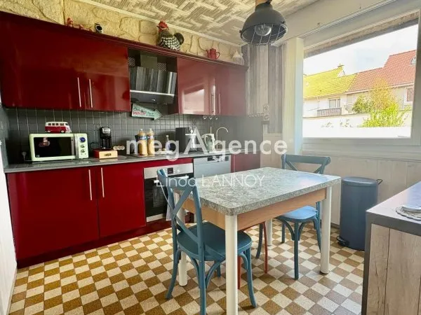 Maison semi mitoyenne de 5 chambres !