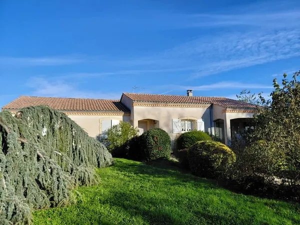Maison récente de campagne avec accès rapide à Rodez/Albi