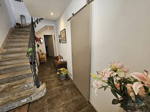 Un bien de prestige style loft centre Marseillan