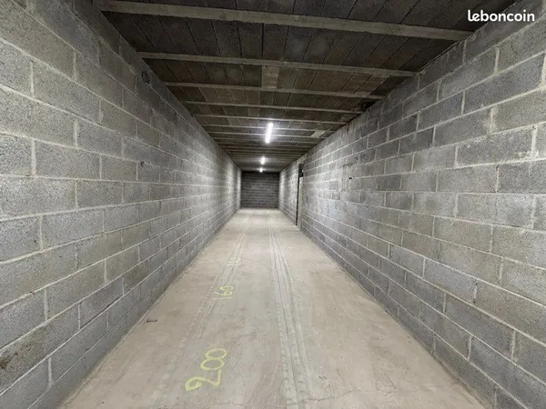 📦 Grand box / garage à louer - 55 m² - Grandparigny (secteur Saint-Hilaire-du-Harcouët) À louer, gra
