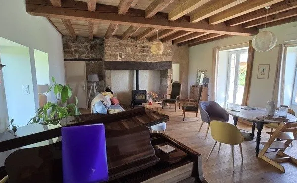 Maison périgourdine 6 pièces 146 m²