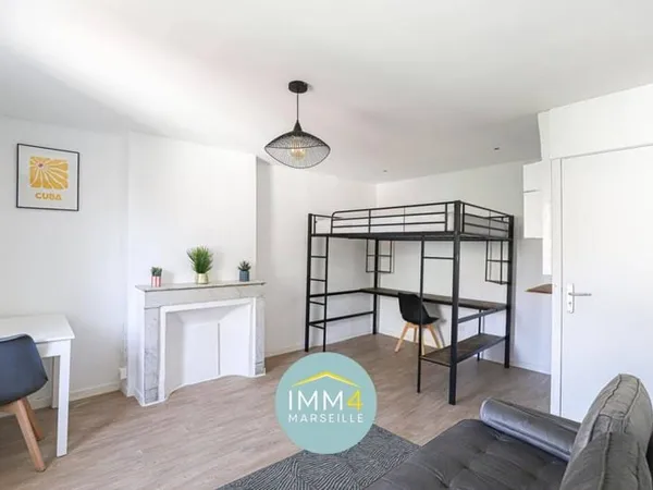 Studio 1 pièce 19 m²