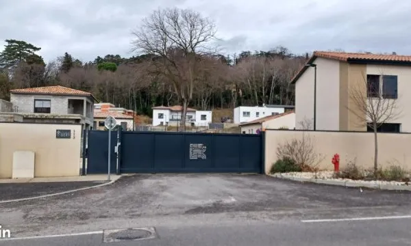 Terrain 424 m² Montelimar