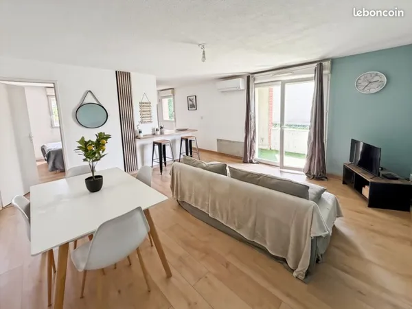 APPARTEMENT T3 St Martin du Touch