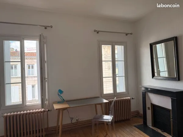 A LOUER Studio/T1 Bis Gare NIORT