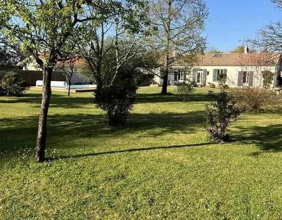 Maison 8 pièces 190 m²
