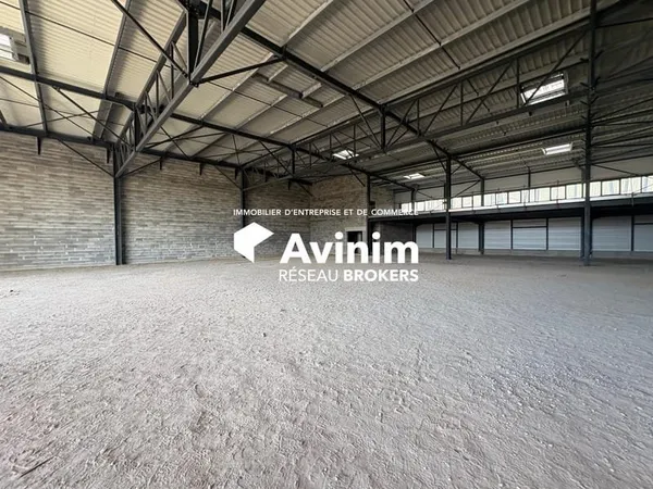Local commercial 1400 m²