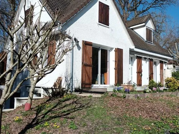 Maison 6 pièces, 107 m², 126 m² au sol