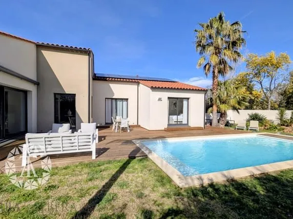 ST GENIS grande Villa Contemporaine