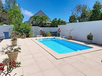 Villa t4 avec piscine à Saint-François