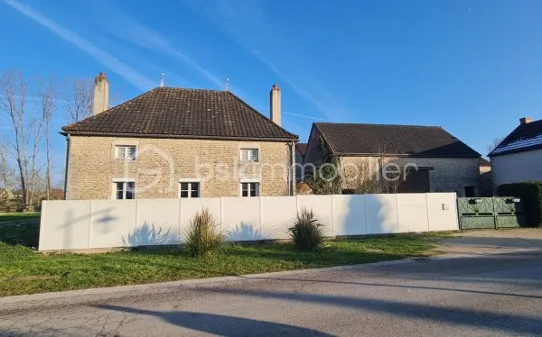 Maison 2 pièces 70 m²