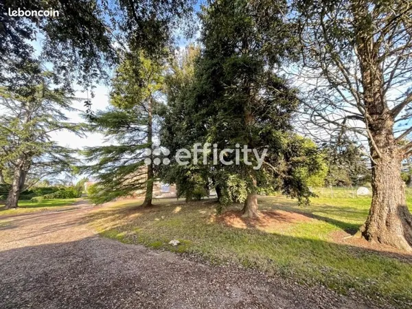 Longère 4 pièces 161 m²