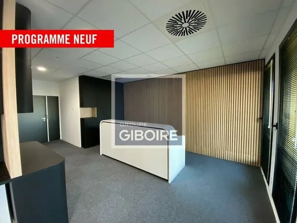 Bureaux 101 m²