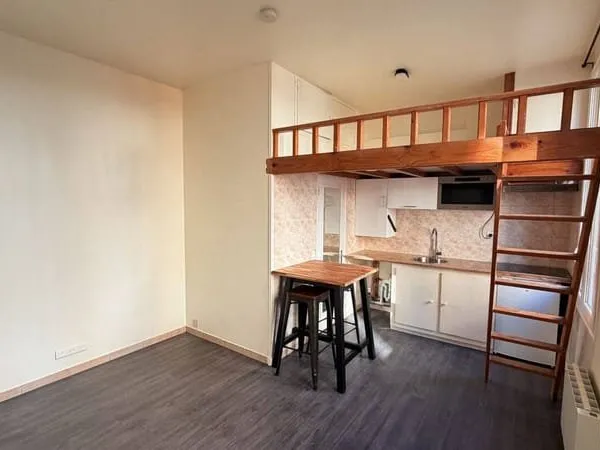 Studio 1 pièce 16 m²