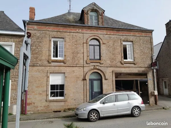 Vend maison à larchamp