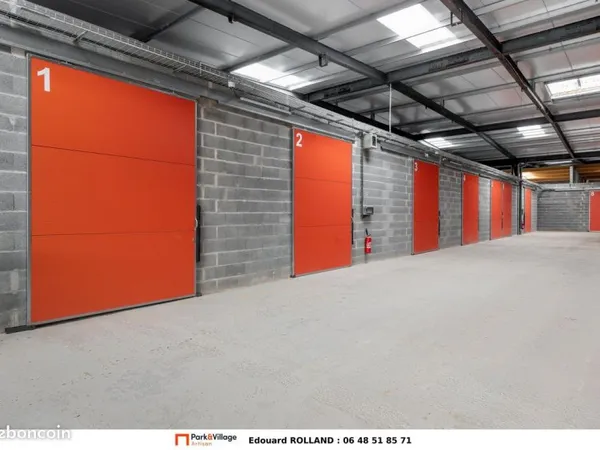 Box en location / Box à louer / Box de stockage à louer de 31 m² à 213 euros