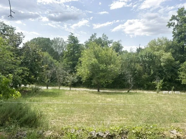Terrain en individuel 600 m²