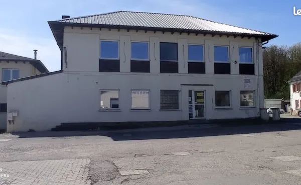 Bureaux - 3 bureaux : 63 - 25 et 27 m²