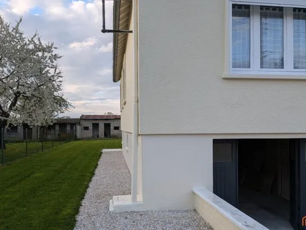 Maison Maison refaite à neuf avec des prestations de qualité