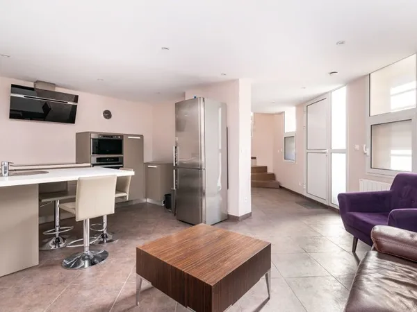 Duplex T2 / possibilité bureaux - 59 m2