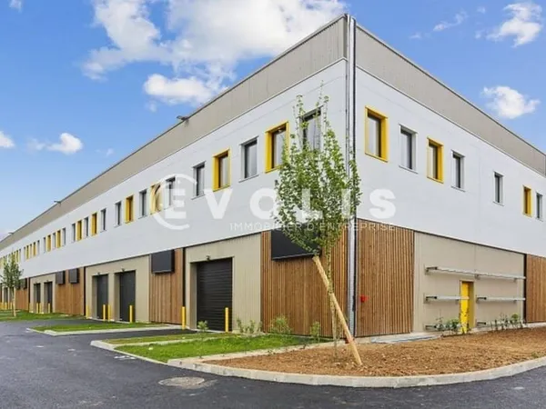 Bureaux 153 m²