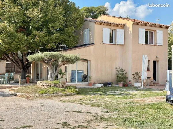 Maison Familiale T5 à l'abri des regards