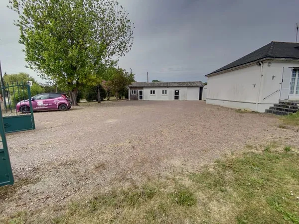 Maison hangars BEAUFORT-EN- ANJOU