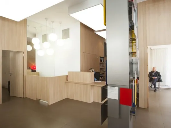 Local commercial 201 m²