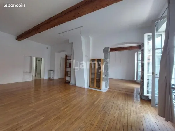 Appartement 5 pièces 175 m²
