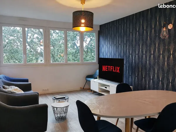 Chambre de 13m² lumineuse - Parc de la Gaudinière / Pont du Cens 445 euros tout compris dont netflix