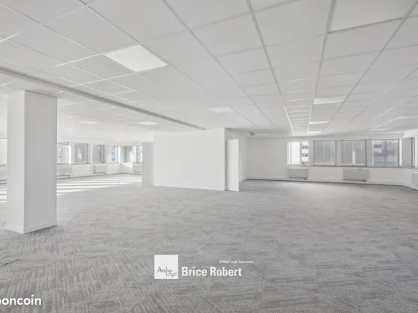 Bureaux 259 m²