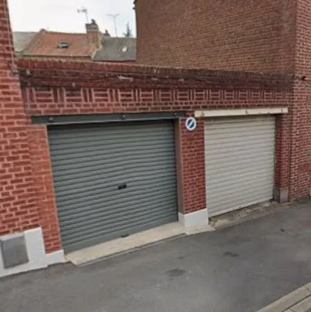 Garage / box