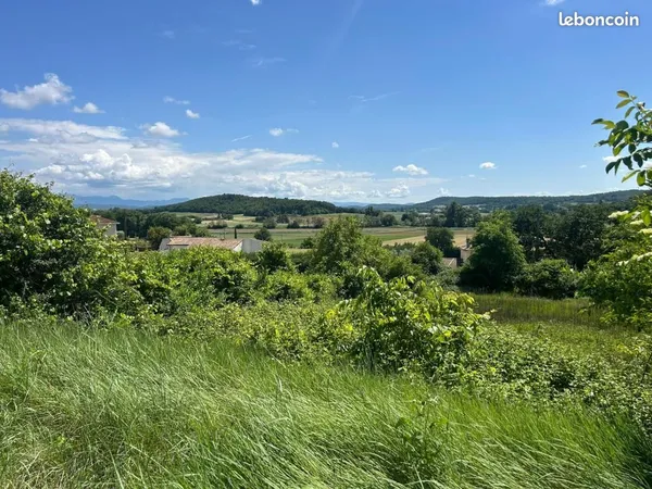 Terrain 891 m² Monteleger