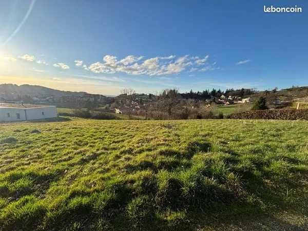 Terrain constructible avec Permis de construire