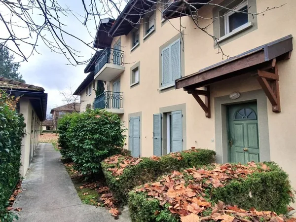 Spacieux T3 de 79 m² avec terrasse - Centre de Veigy