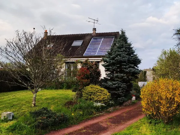 Romorantin : Maison rénovée lumineuse, environnement calme