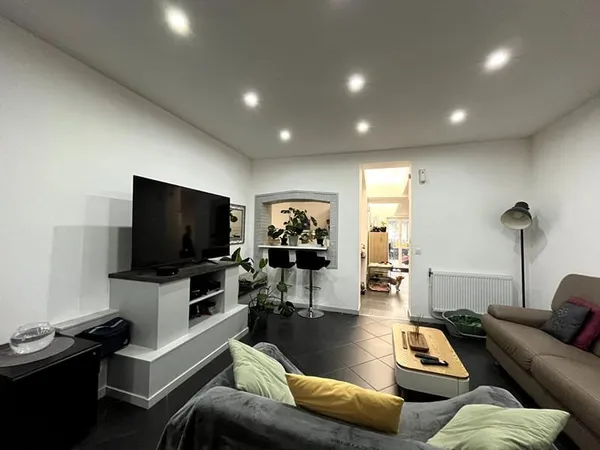 MAISON 1930 - ROUBAIX - 107 M2 - 4 CHAMBRES - JARDIN - CAVE