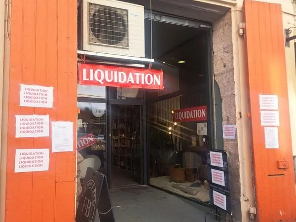 Local commercial 356 m² Marseille
