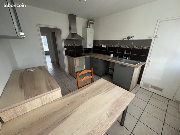 Appartement 4 pièces 81 m²