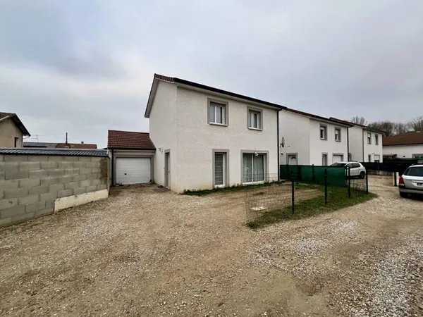 Maison 4 pièces 90 m²