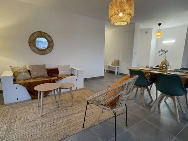 Appartement T3 lumineux avec loggia et garage Résidence 20