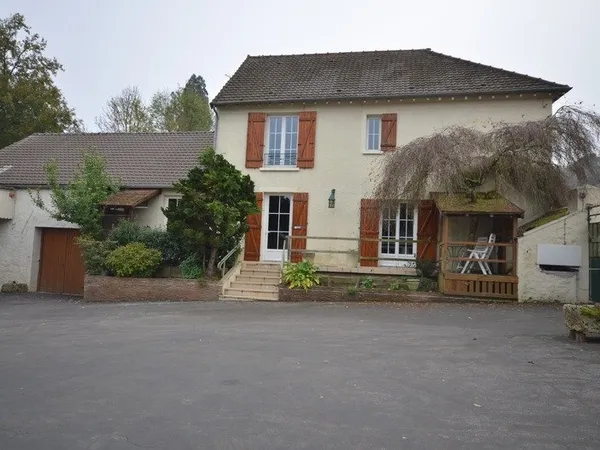 LA FERTE GAUCHER (77) à vendre Maison de caractère, idéale pour un artisan ou profession libérale