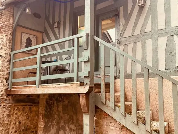 Appartement T2 duplex de 52 m2 rénové avec extérieur Secteur Sainte-Catherine, Honfleur