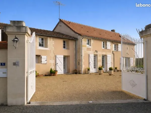 Longère 5 pièces 157 m²