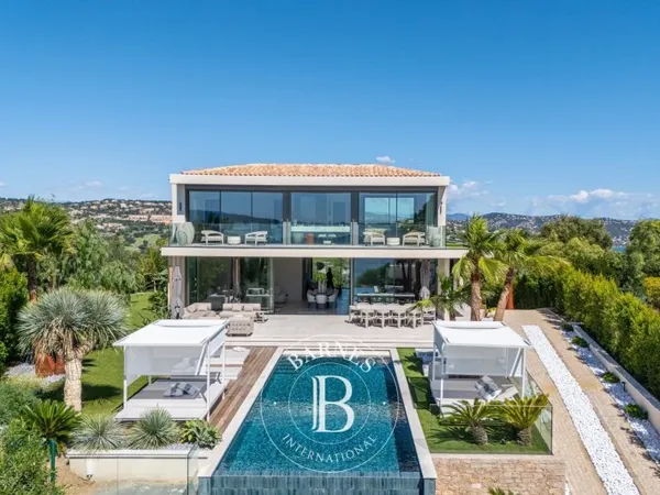 SAINTE MAXIME - VILLA CALIFORNIENNE - VUE MER