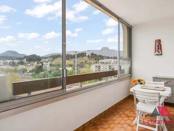 SPACIEUX APPARTEMENT T3 + GARAGE AUBAGNE HYPER CENTRE