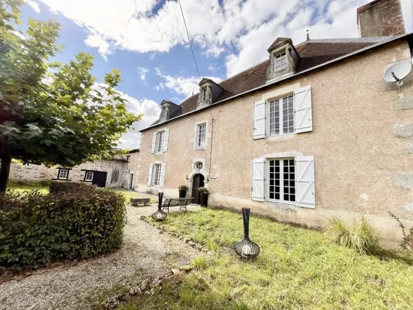 Maison 7 pièces 411 m²